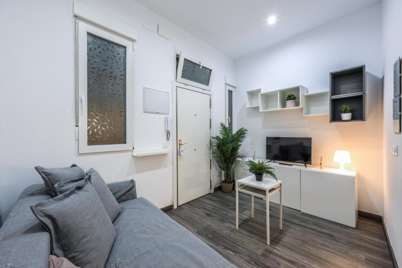 Discover Madrid From Our Cozy Studio المظهر الخارجي الصورة